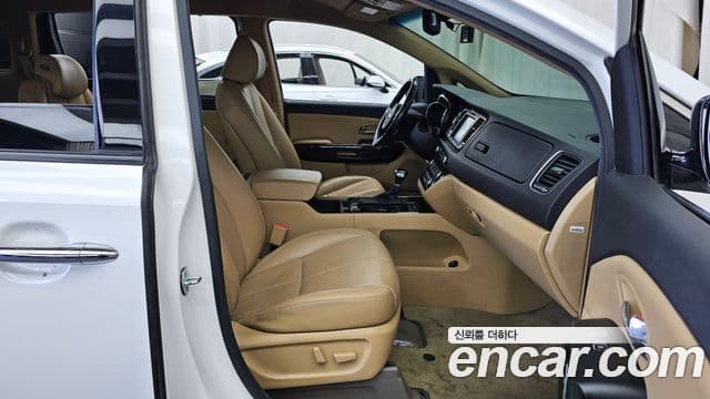 Kia All New Carnival Noblesse, 2017 11
