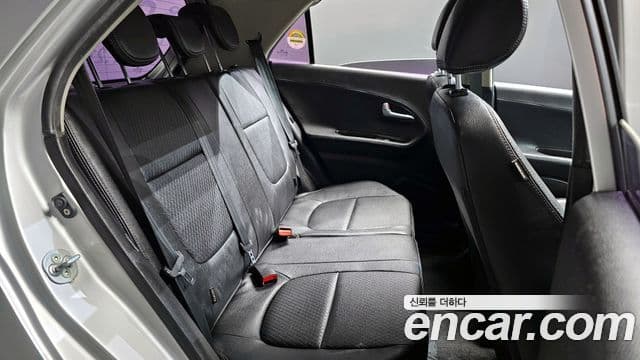 Kia All New Morning Luxury, 2013 12