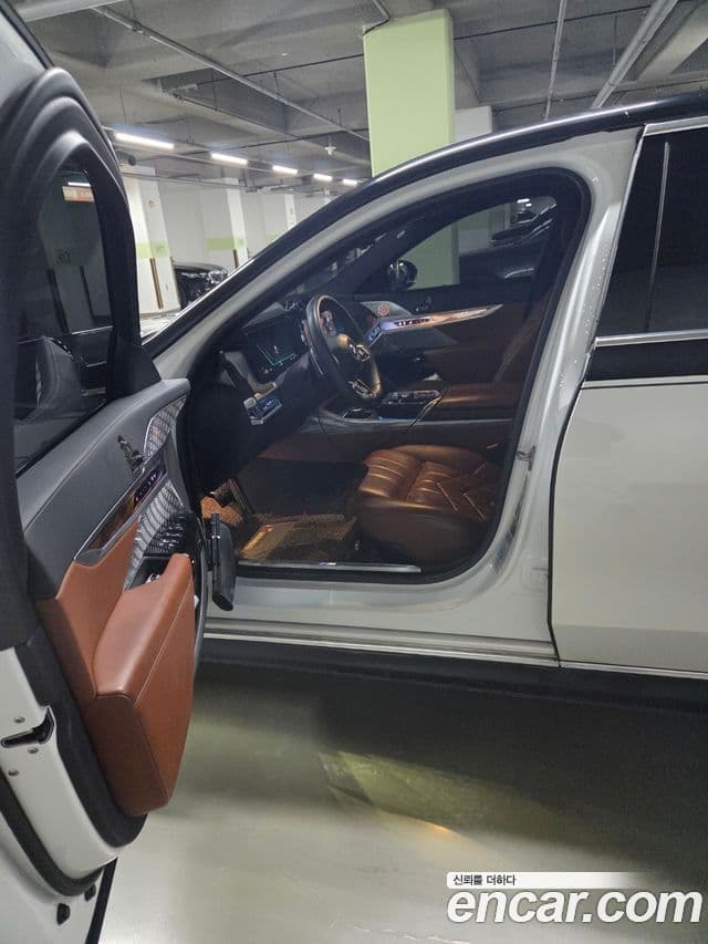 BMW 7시리즈 (G70) 750e xDrive M Sport, 2023 10