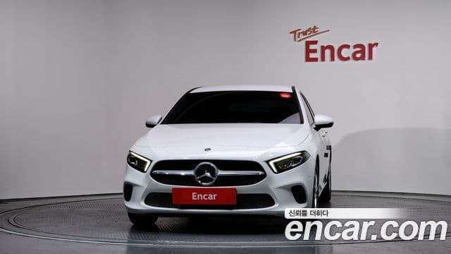 Mercedes-Benz A-класс W177 A220 хэтчбек, 2020 3