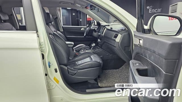 KG모빌리티(SsangYong) Rexton Sport Prestige, 2019 11