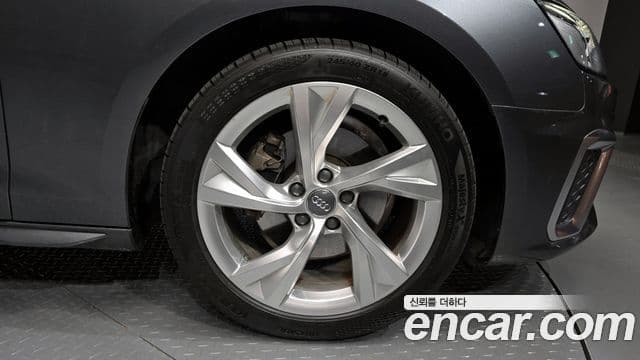 Audi A4 (B9) Premium, 2021 все фото