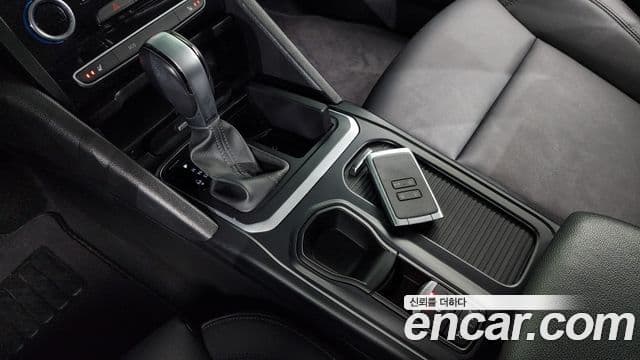 Renault Korea(Samsung) SM6 2.0 LPe SE (для людей с инвалидностью), 2019 9