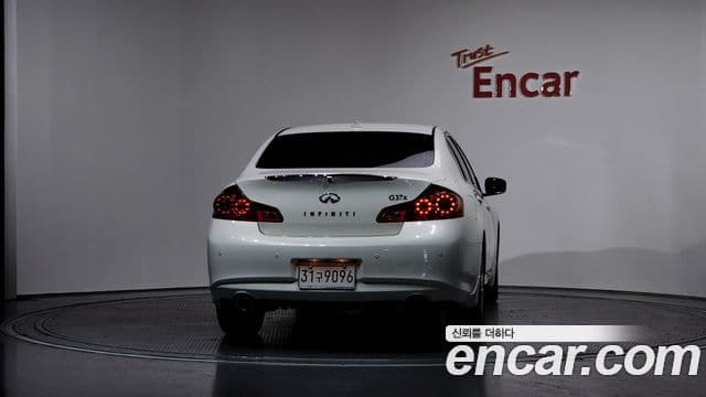Infiniti G37 V36, 2011 4