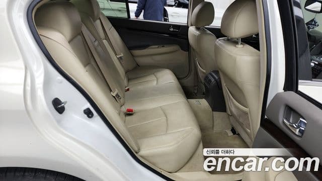 Infiniti G37 V36, 2011 12