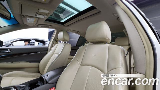 Infiniti G37 V36, 2011 19