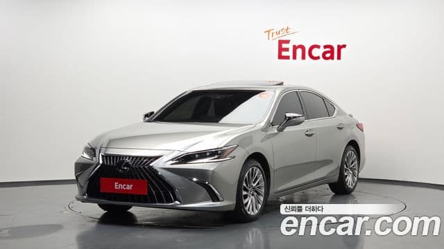 Lexus ES300h 7세대 Executive, 2025 1
