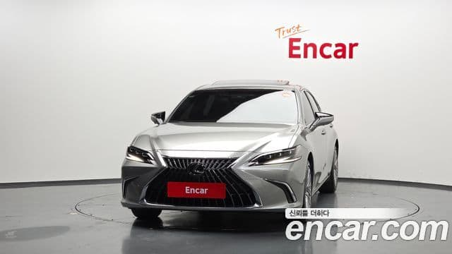 Lexus ES300h 7세대 Executive, 2025 3