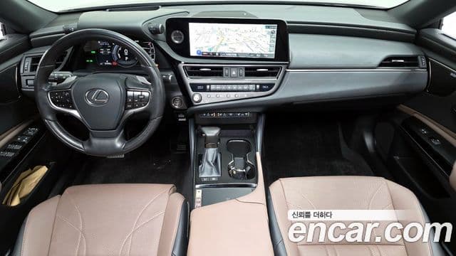 Lexus ES300h 7세대 Executive, 2025 7