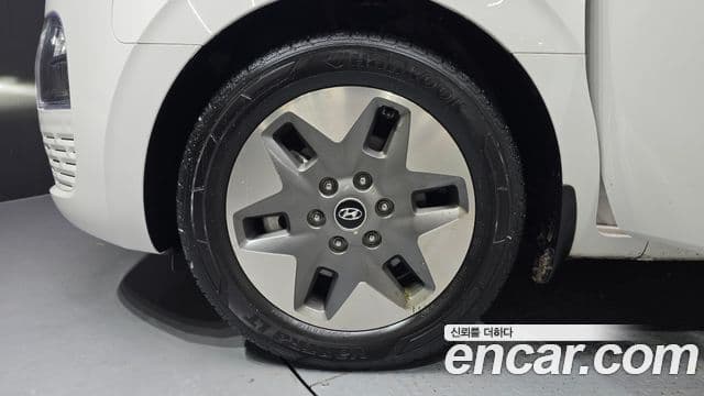 Hyundai Staria Modern, 2024 все фото