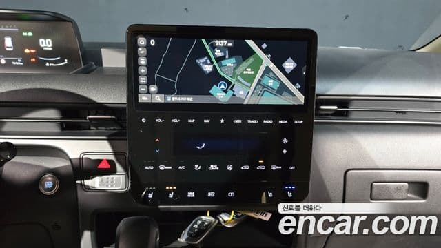 Hyundai Staria Modern, 2024 14