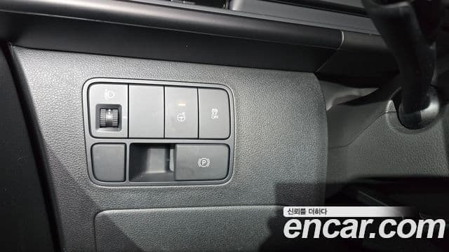 Hyundai Staria Modern, 2024 17