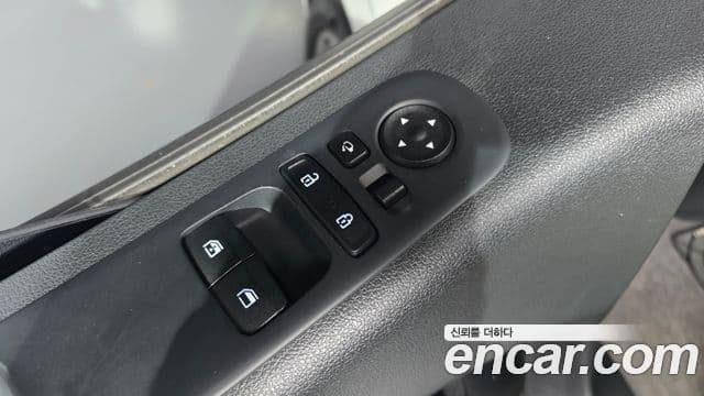 Hyundai Staria Modern, 2024 19