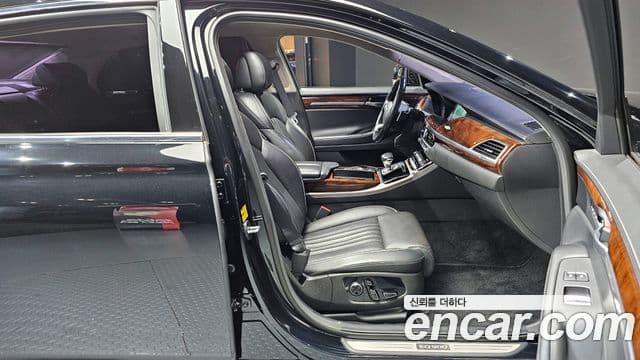 Genesis EQ900 Prestige, 2016 10