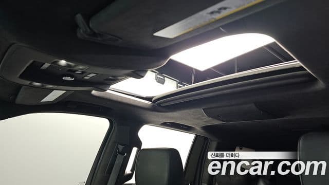 Cadillac Escalade 4세대, 2018 17