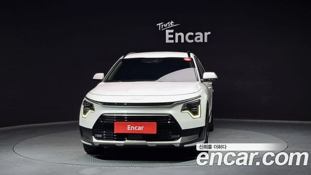 Kia D All New Niro Prestige, 2022 3