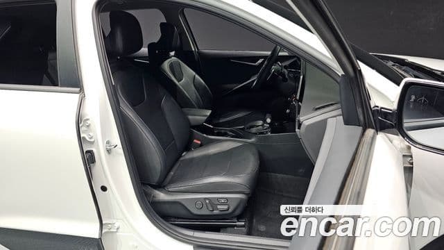 Kia D All New Niro Prestige, 2022 10