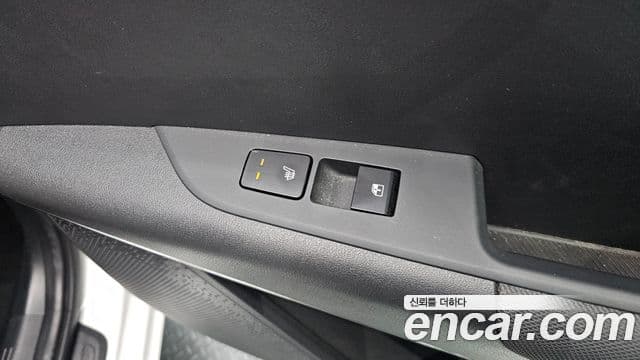 Kia D All New Niro Prestige, 2022 19