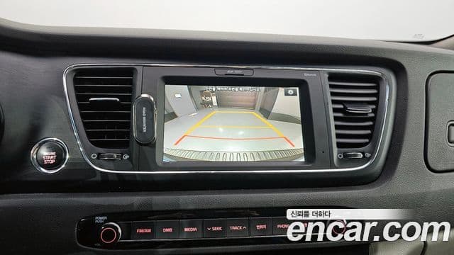 Kia All New Carnival Luxury, 2017 15