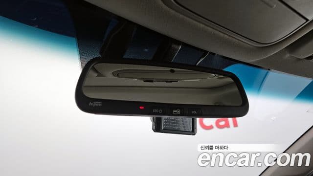 Kia All New Carnival Luxury, 2017 16