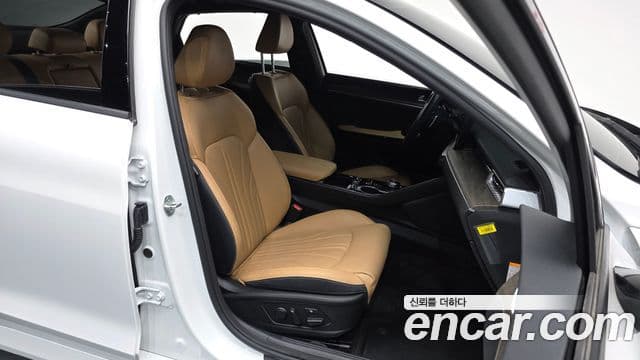 Kia K5 гибрид 3세대 Signature, 2023 10