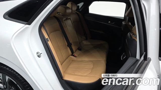 Kia K5 гибрид 3세대 Signature, 2023 12