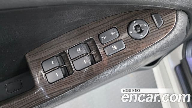 Kia K5 LPI Deluxe, 2012 12