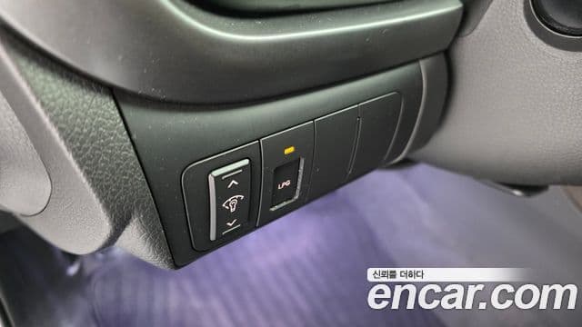 Kia K5 LPI Deluxe, 2012 13