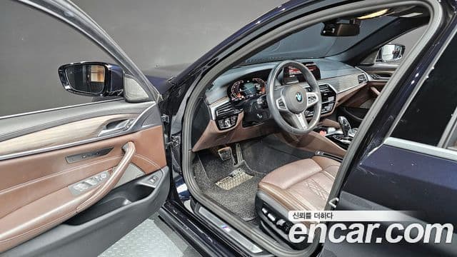BMW 5시리즈 (G30) 520d xDrive M Sport Plus, 2020 11