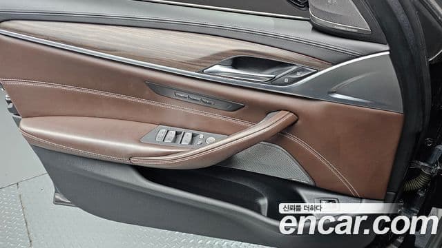 BMW 5시리즈 (G30) 520d xDrive M Sport Plus, 2020 14