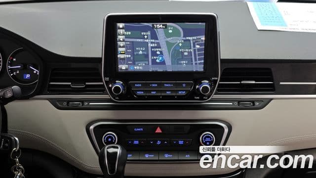 Hyundai The / новый New Grand Starex 4WD лимузин, 2019 16