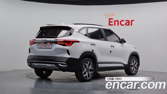 Kia Seltos Signature, 2023 2