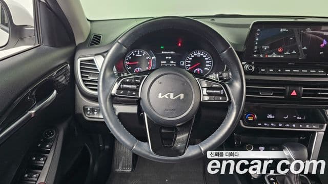 Kia Seltos Signature, 2023 13