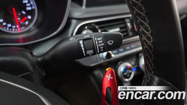 Genesis G70 Sport пакет, 2019 17