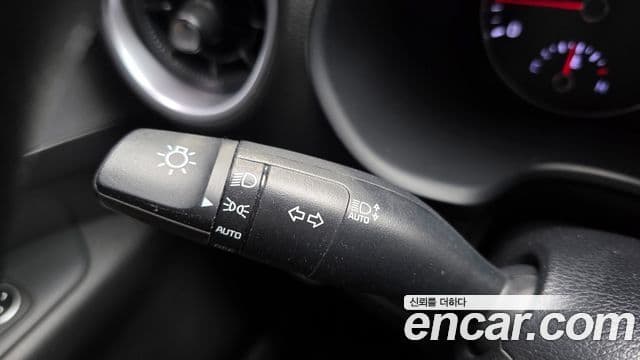 Kia The / новый New K3 2세대 Trendy, 2022 18