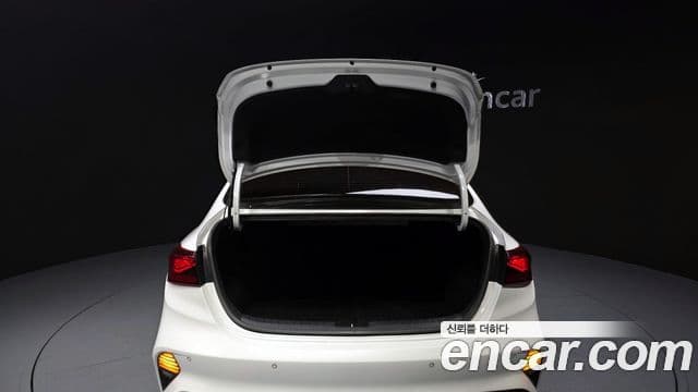 Kia The / новый New K3 2세대 Trendy, 2022 20