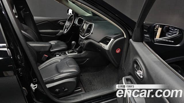 Jeep Cherokee(KL) 2.4 Longitude high AWD, 2018 10