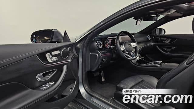 Mercedes-Benz E-класс W213 E220d купе, 2019 10