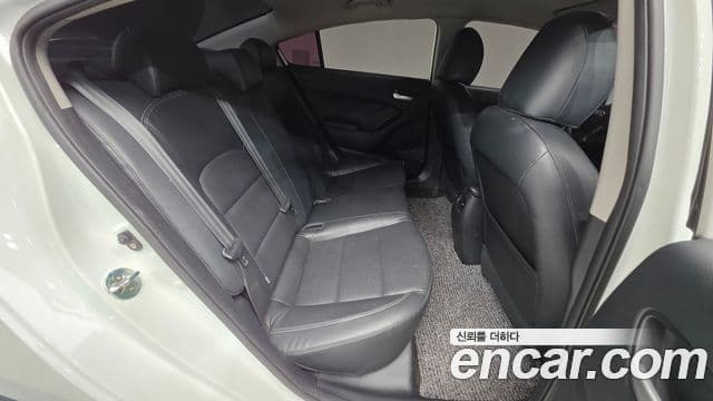 Kia K3 Trendy, 2015 19