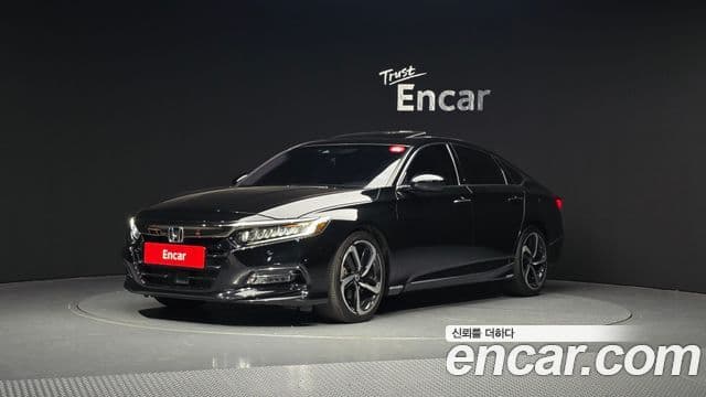 Honda Accord 10세대 2.0 турбо Sport, 2018 1