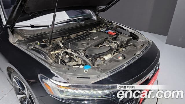 Honda Accord 10세대 2.0 турбо Sport, 2018 6
