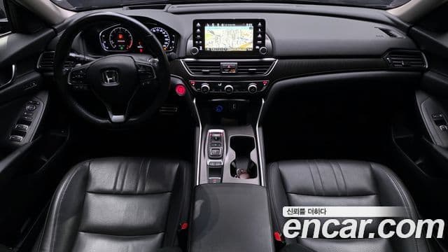 Honda Accord 10세대 2.0 турбо Sport, 2018 7
