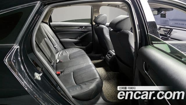 Honda Accord 10세대 2.0 турбо Sport, 2018 12