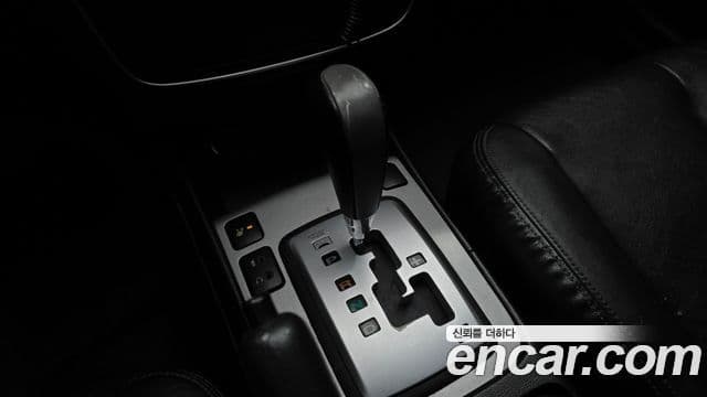 Hyundai NF Sonata Standard, 2006 9