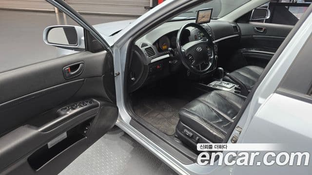 Hyundai NF Sonata Standard, 2006 11