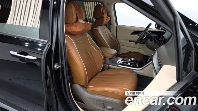Kia Carnival 4세대 бензин 4인승 High Limousine (компания по спецнадстройкам), 2021 10