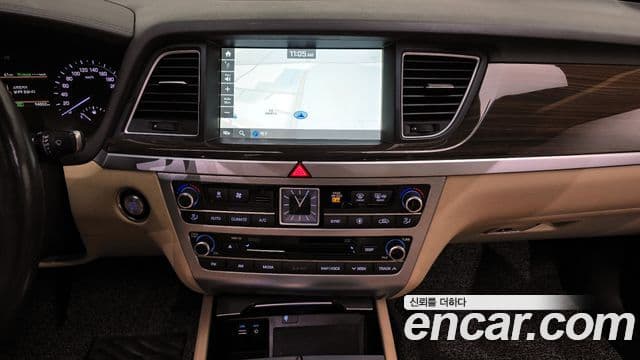 Genesis G80 Premium Luxury, 2018 15