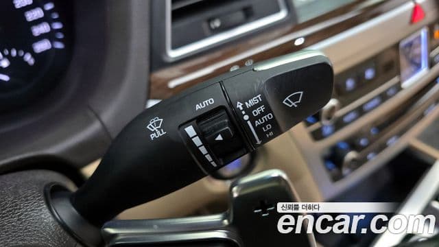 Genesis G80 Premium Luxury, 2018 18