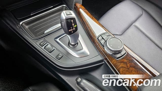 BMW 3시리즈 (F30), 2015 9