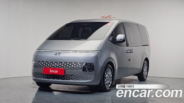 Hyundai Staria Modern, 2022 1